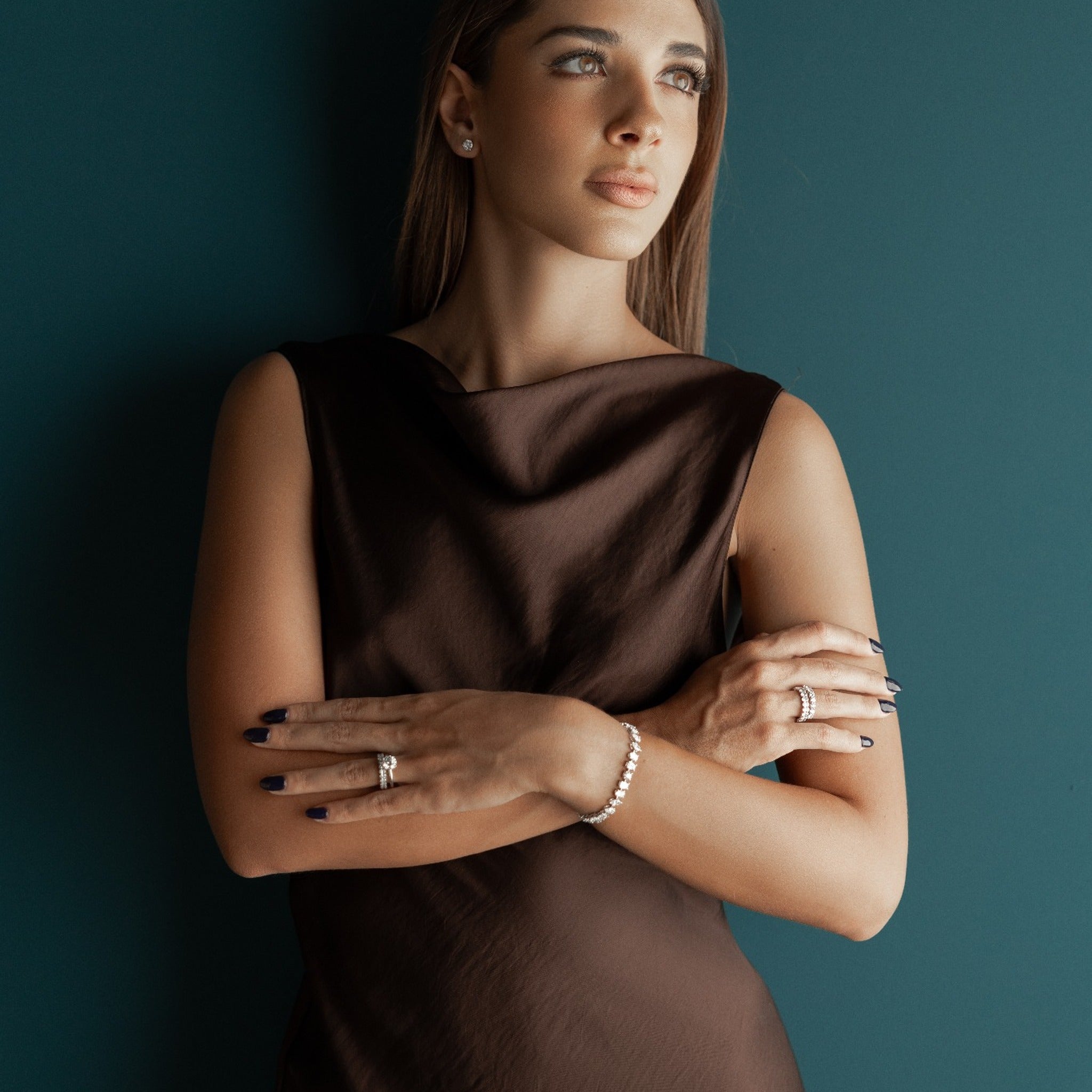 Round Diamond 3/4 Band